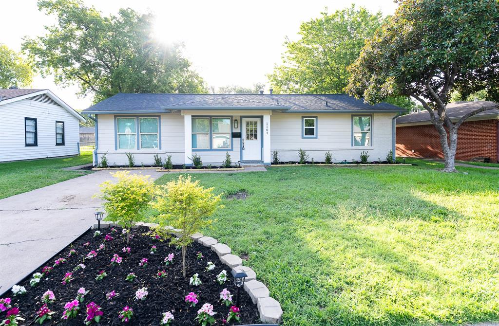1102 Pampa Drive Property Photo 1