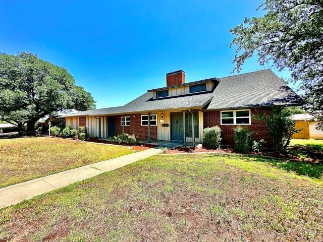 1506 Crescent Drive Property Photo 1