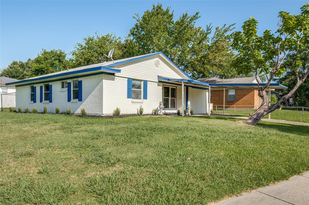 2141 Avis Street Property Photo 1