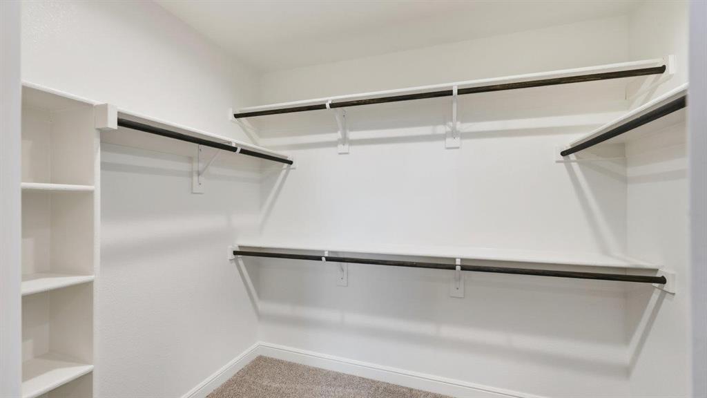 1913 Heritage Court Property Photo 10