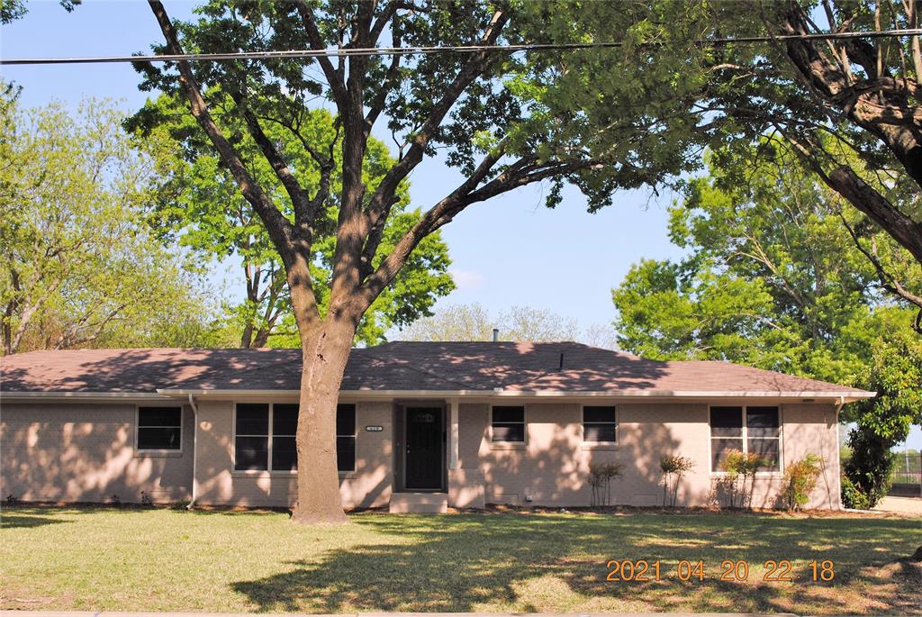 620 S DALLAS Avenue