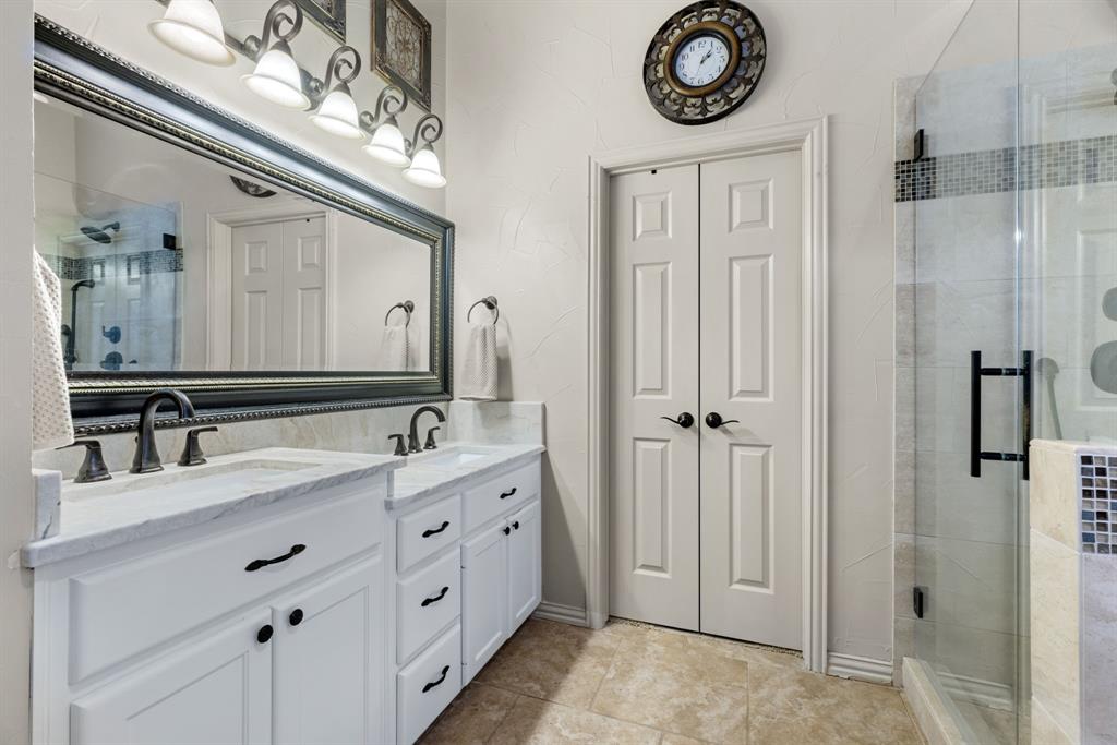8444 Spectrum Drive Property Photo 19