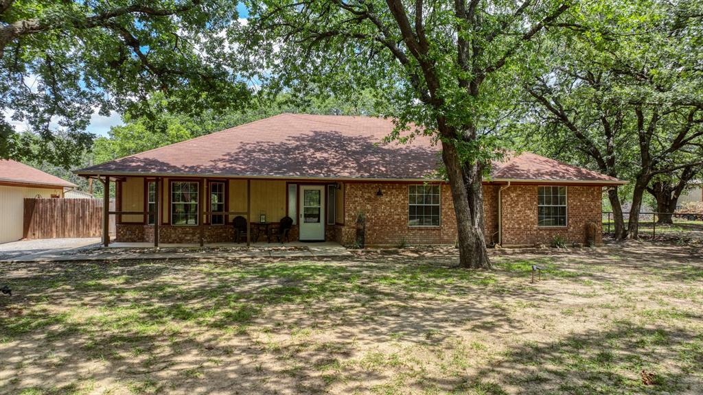 226 Oak Street Property Photo 1