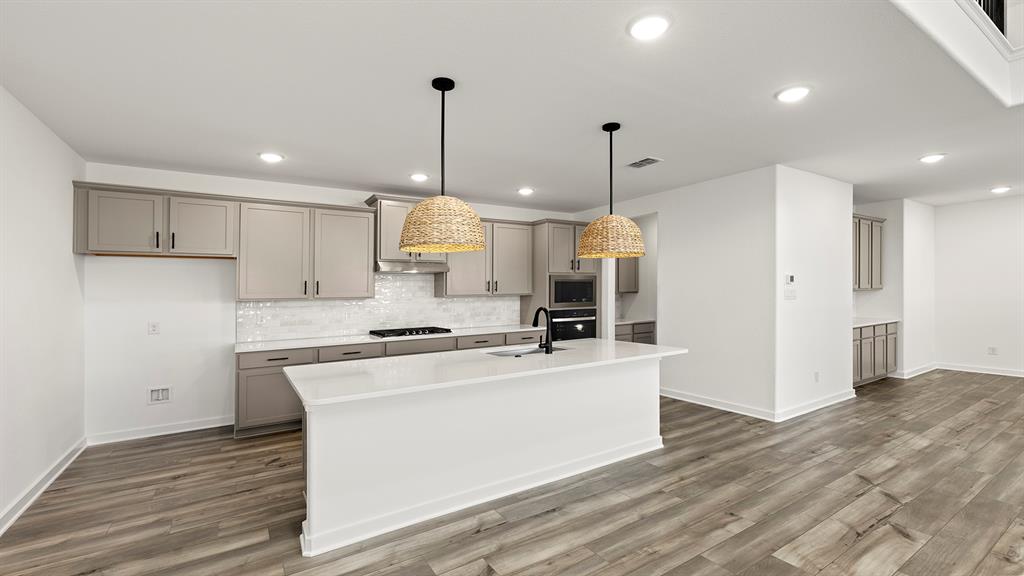 8752 Treeline Property Photo 5