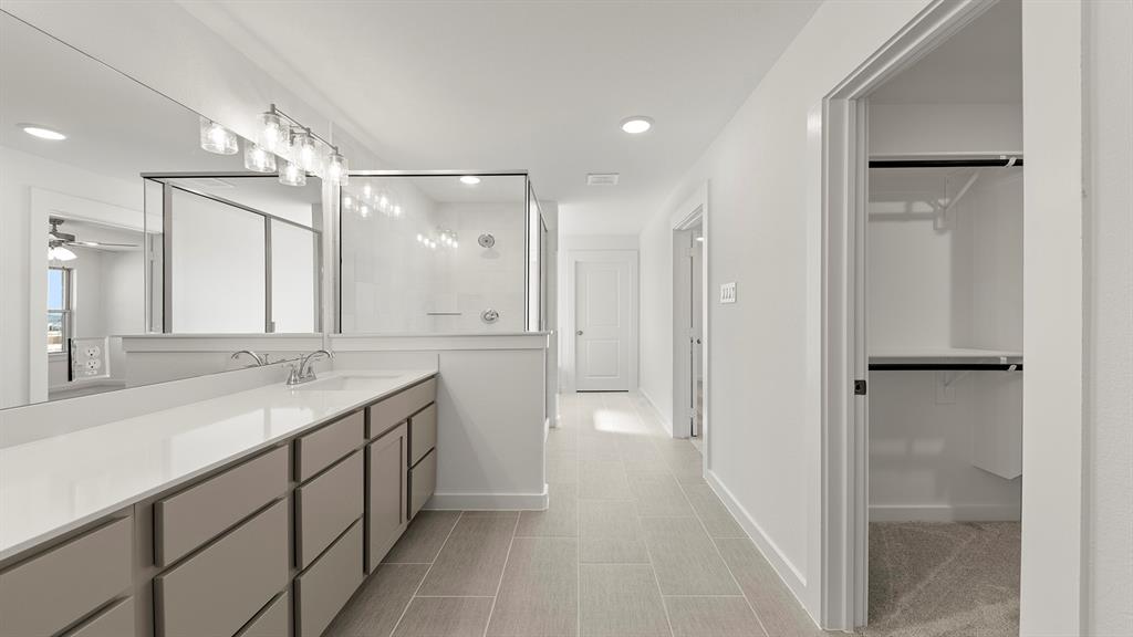 8752 Treeline Property Photo 11