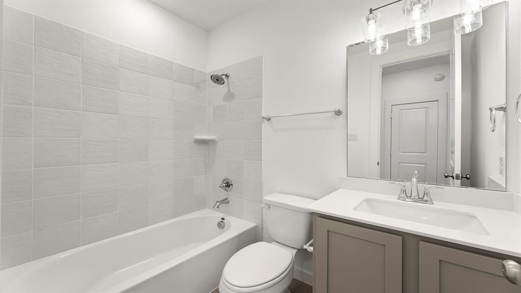 8752 Treeline Property Photo 16