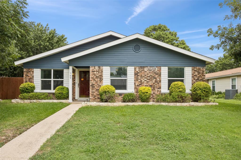 769 Mockingbird Drive Property Photo 1