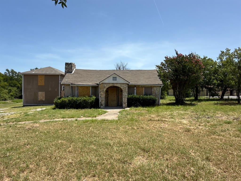 8160 University Hills Boulevard Property Photo 1