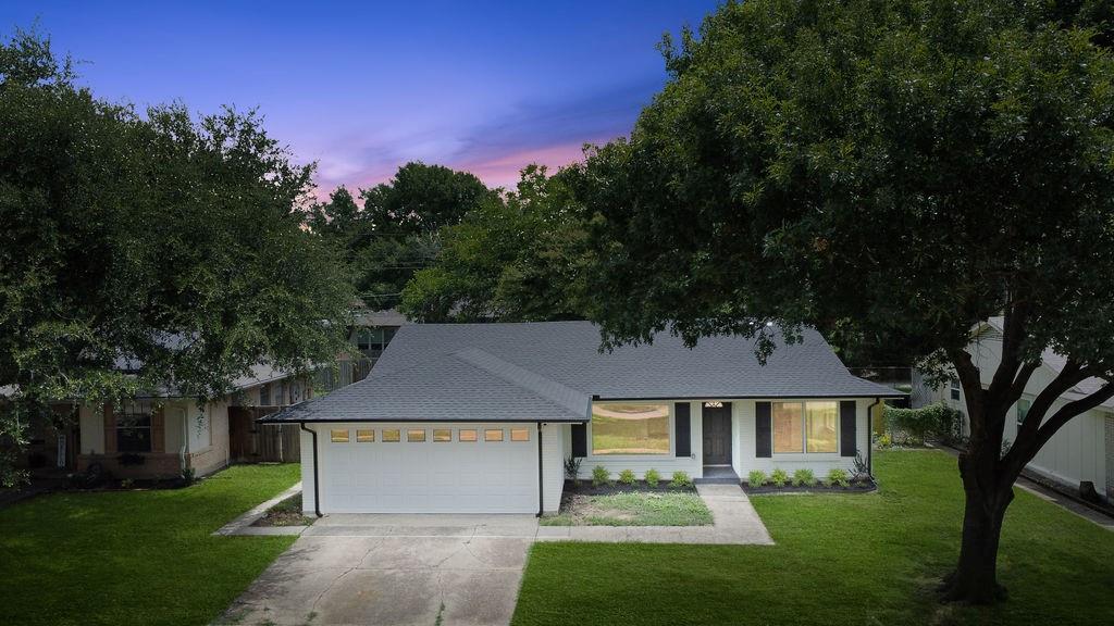 1616 Nantucket Drive Property Photo 1