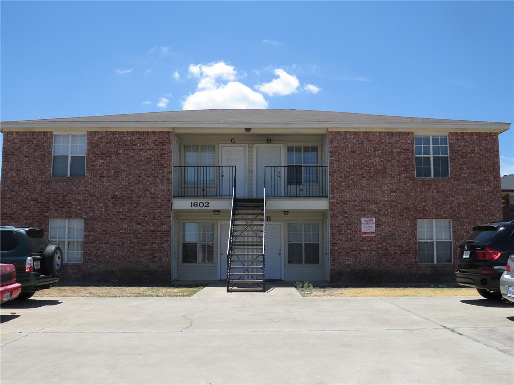 1602 Dugger Circle