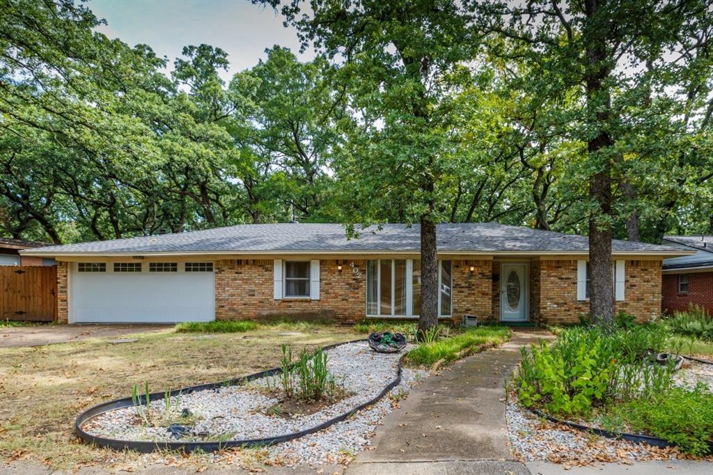 402 Robinhood Drive