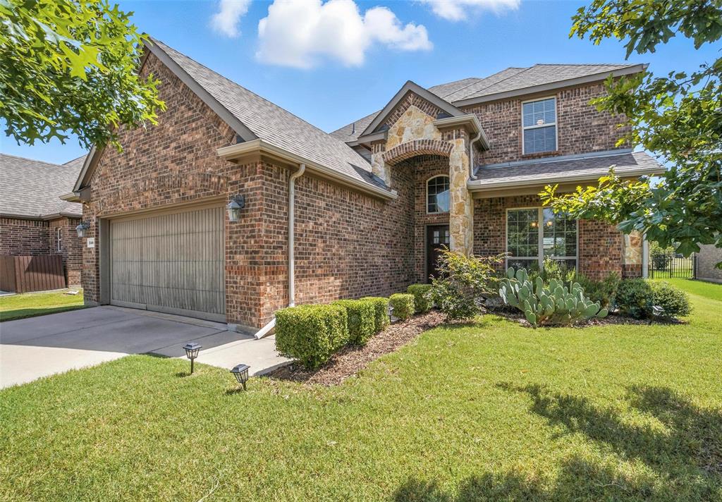 2404 Sabine Circle Property Photo 1