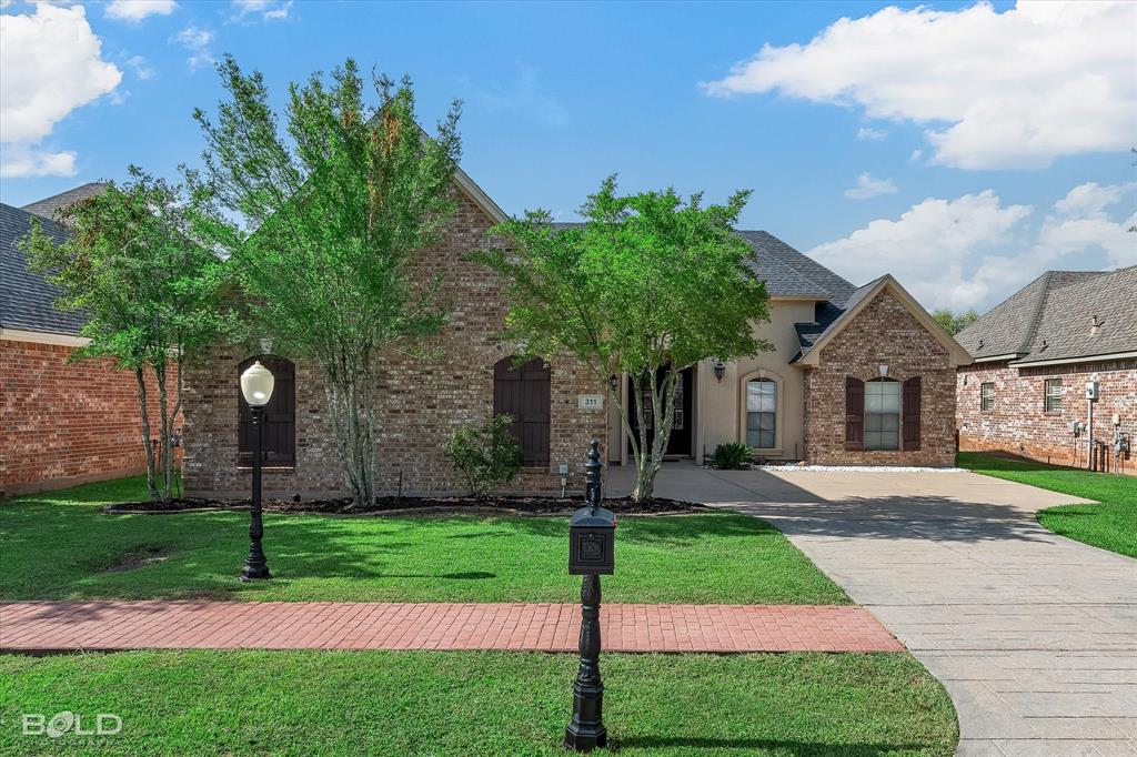 311 Magazine Court Property Photo 1