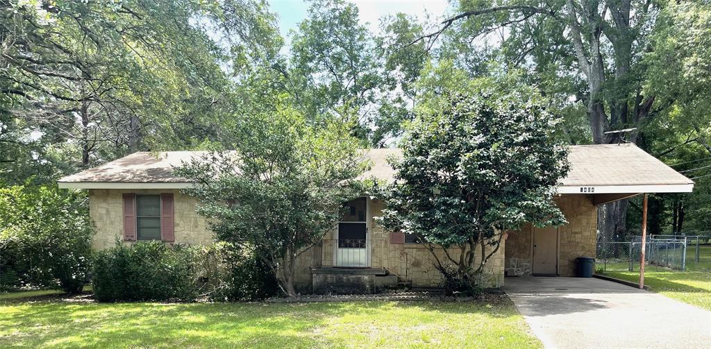 1404 Regina Street Property Photo 1