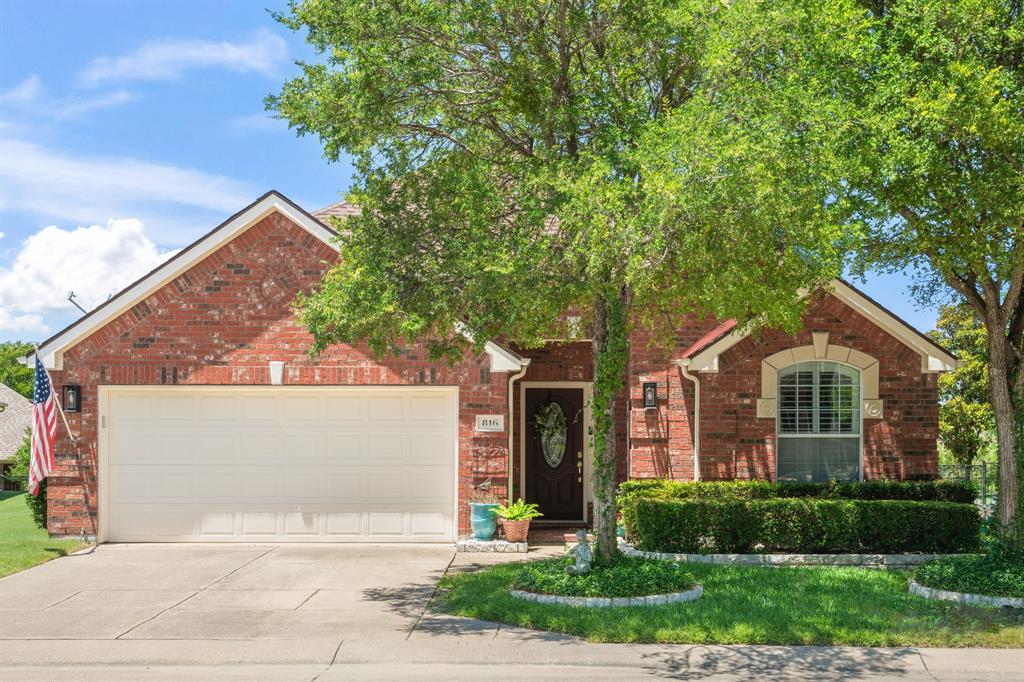 816 Mustang Drive Property Photo 1