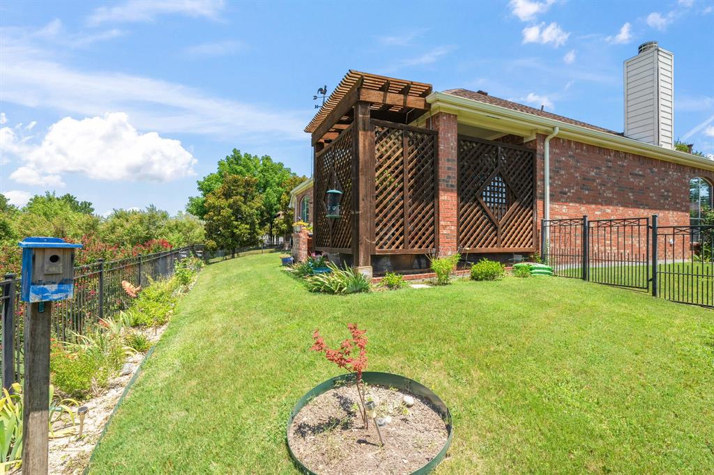 816 Mustang Drive Property Photo 16