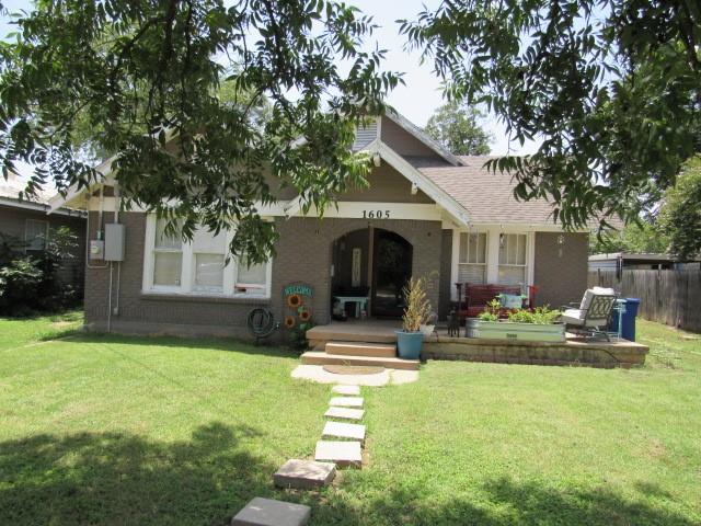 1605 6th Street Property Photo 1