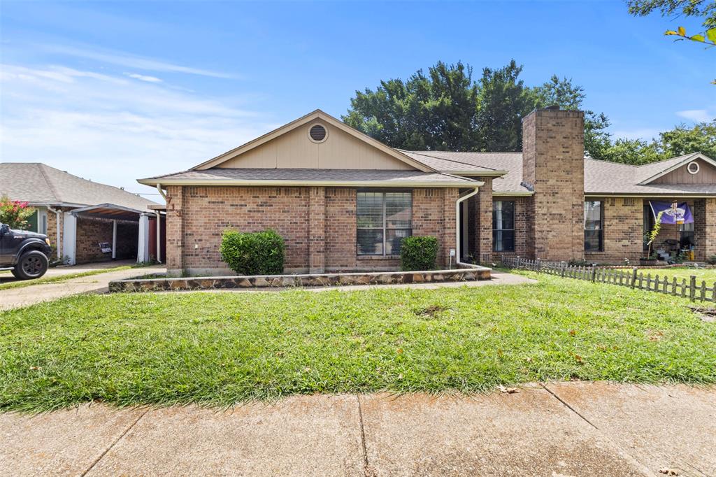 713 Lemons Street