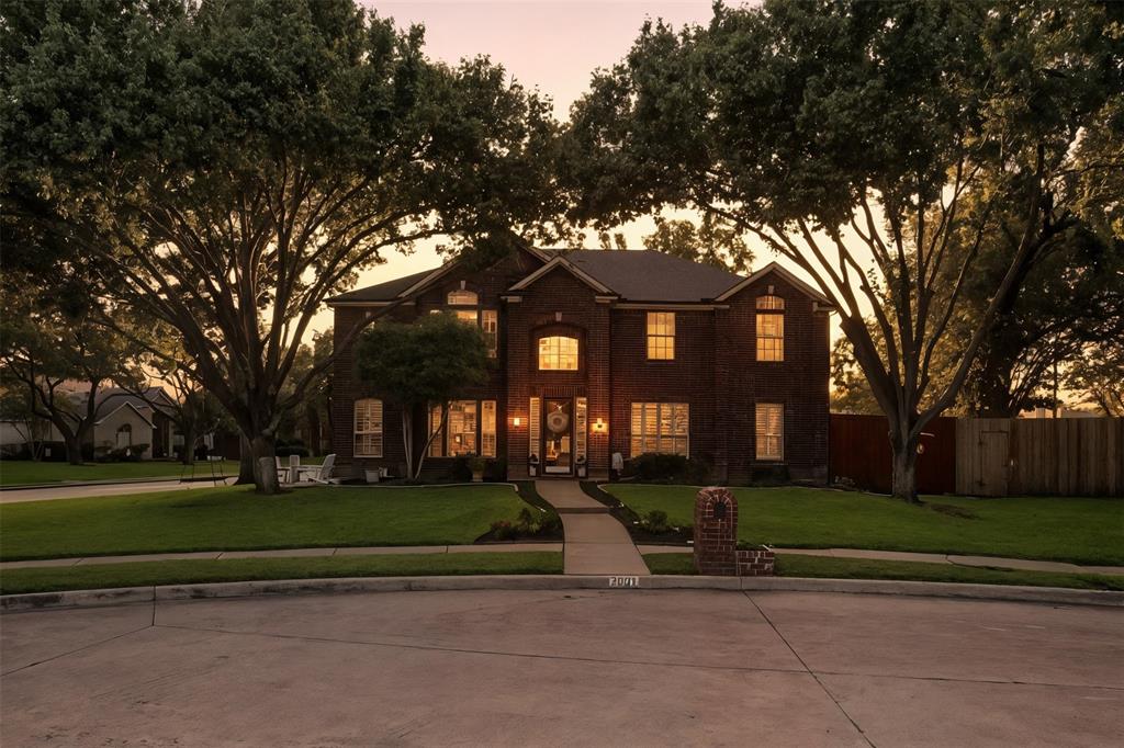 2001 Marlow Court