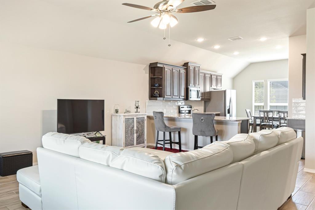529 Lela Circle Property Photo 3
