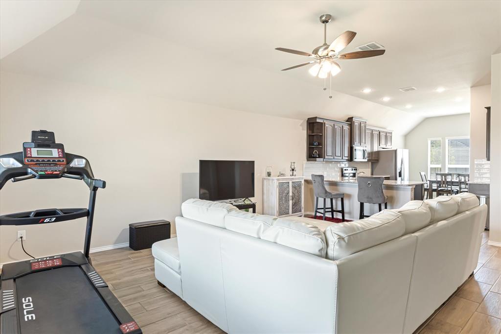 529 Lela Circle Property Photo 4