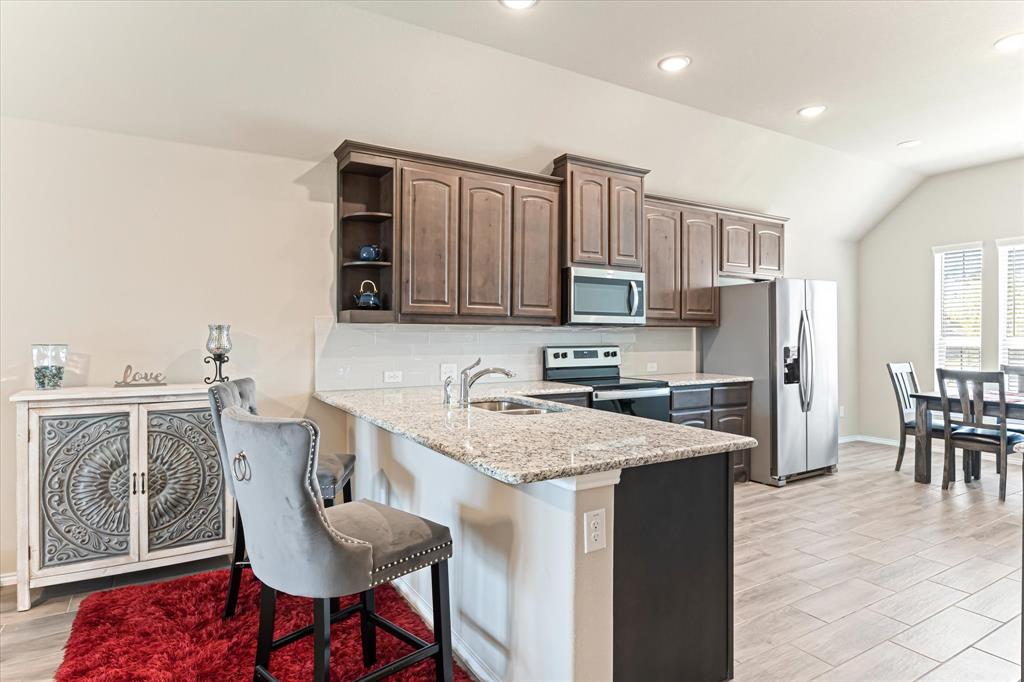 529 Lela Circle Property Photo 6
