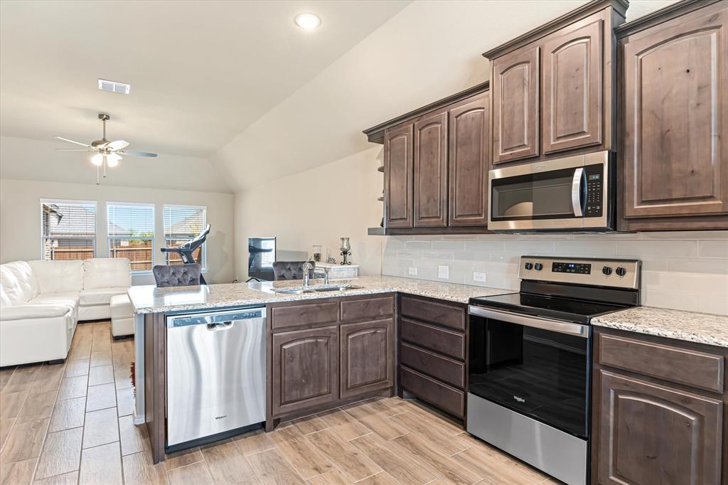 529 Lela Circle Property Photo 7