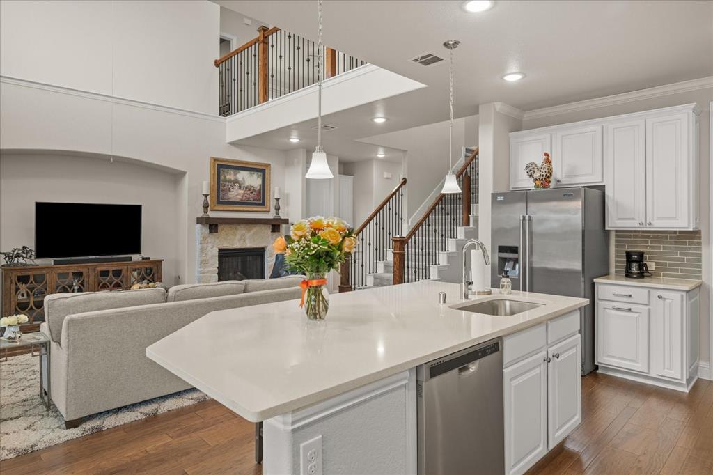 8242 Horsetail Court Property Photo 13