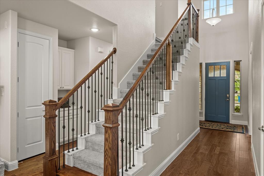 8242 Horsetail Court Property Photo 17