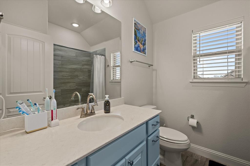 8242 Horsetail Court Property Photo 29