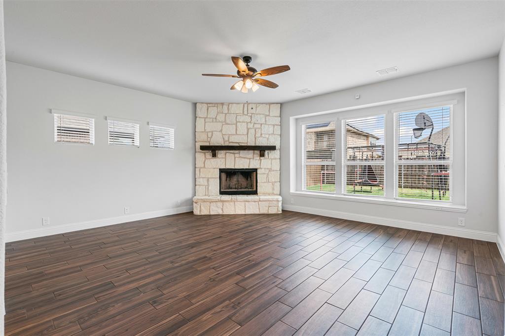 520 Ridgewater Trail Property Photo 14
