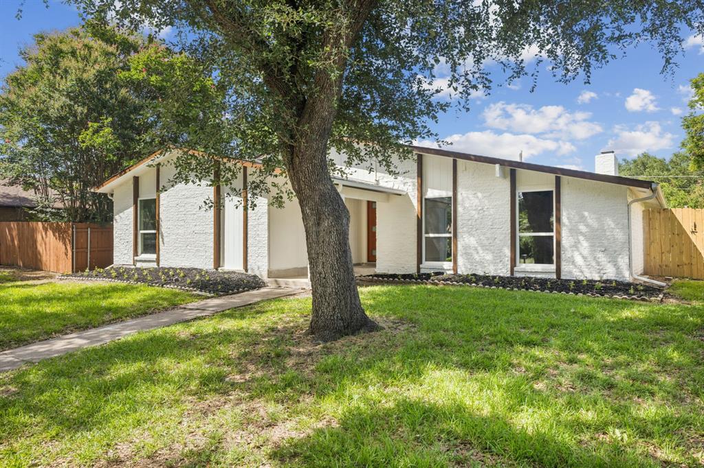 714 Pinehill Lane Property Photo 1