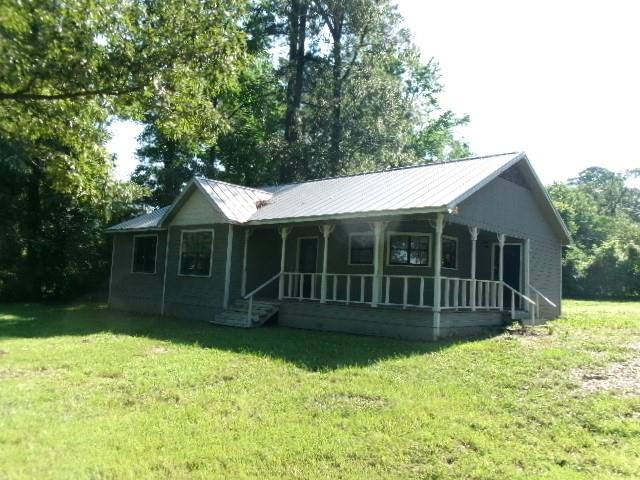 995 Wafer Road Property Photo 1