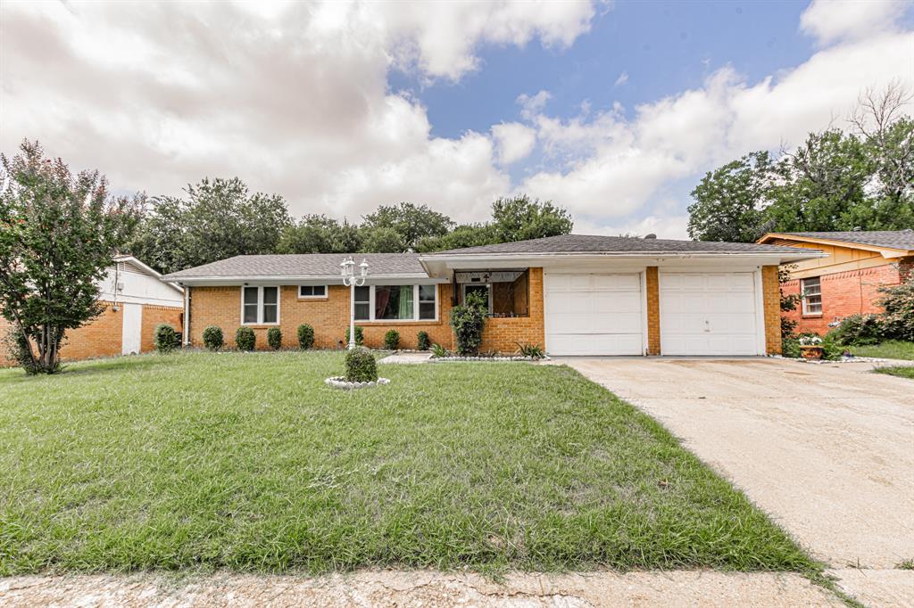 1428 Cloverdale Drive Property Photo 1