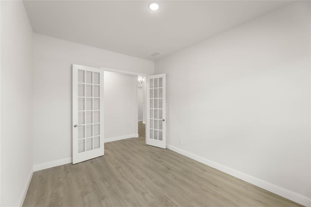 1019 Moss Grove Trail Property Photo 9