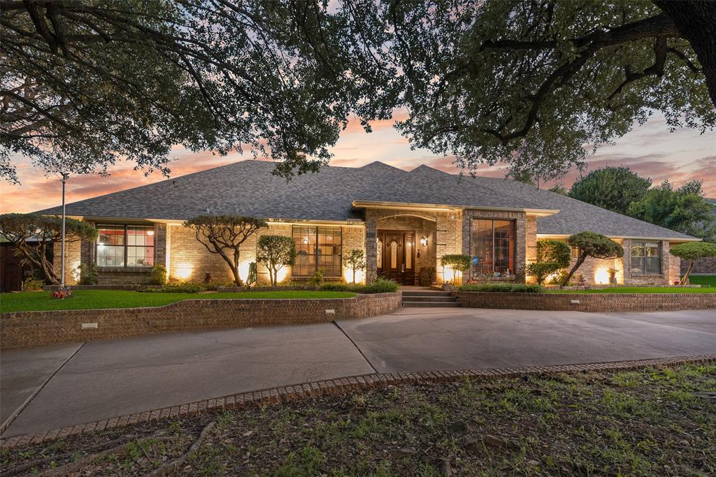 1360 Green Hills Court Property Photo 1