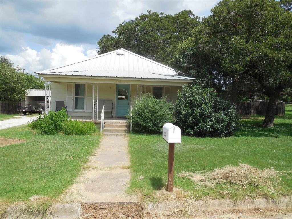 204 S High Avenue Property Photo 1