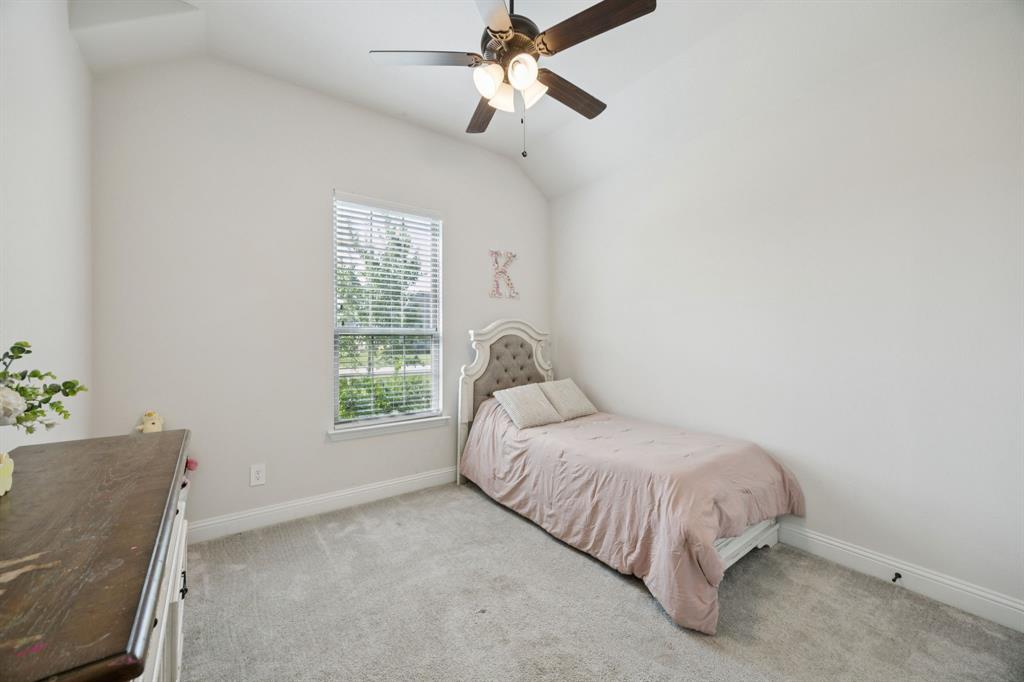 557 Buckthorn Drive Property Photo 23