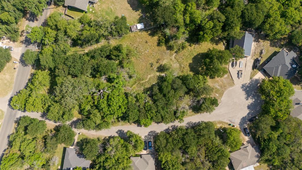 9 Dogwood Property Photo 2