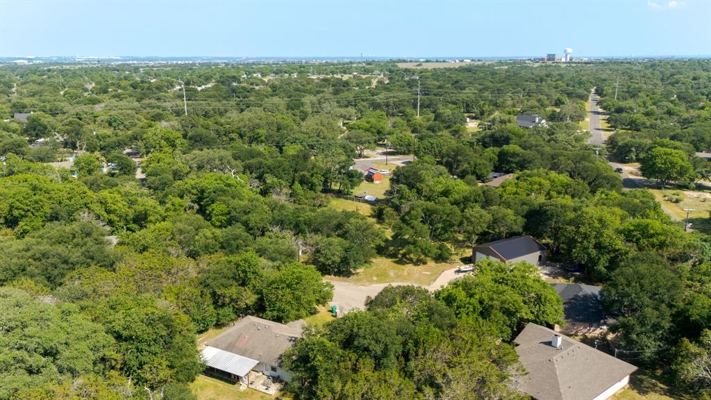 9 Dogwood Property Photo 8