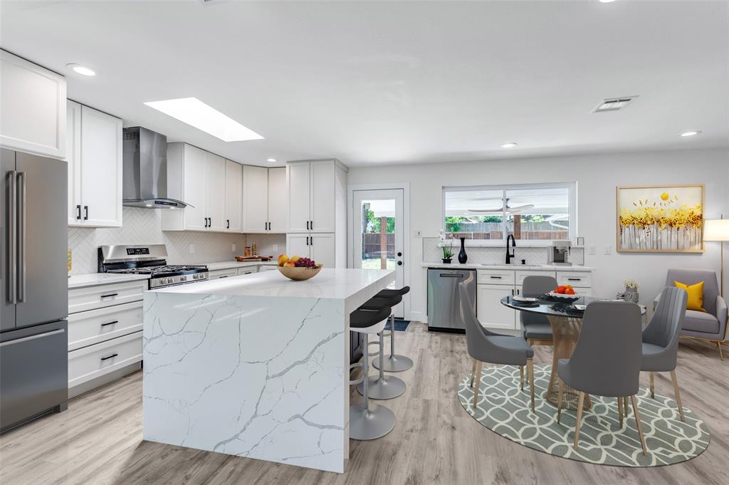 2016 Ebbtide Lane Property Photo 1