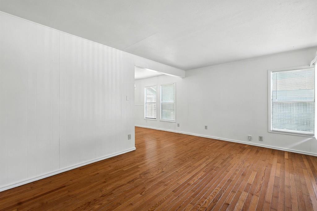 3108 Hunter Street Property Photo 6