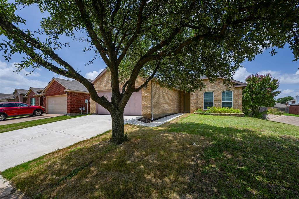 6710 Waterlilly Drive Property Photo 1