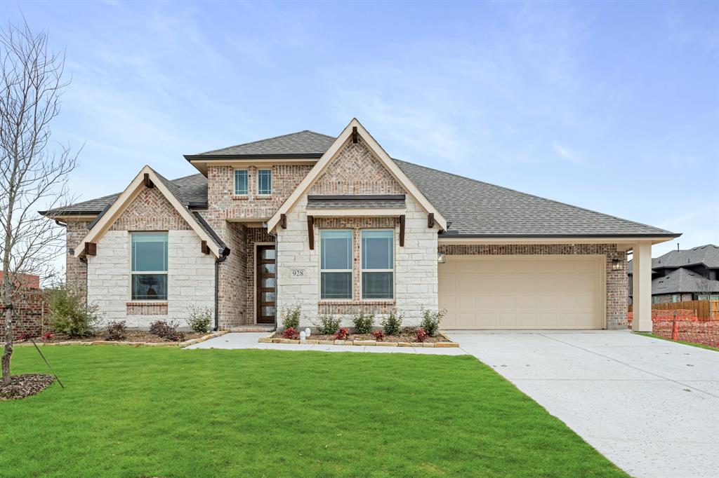 928 Split Oak Lane Property Photo 1