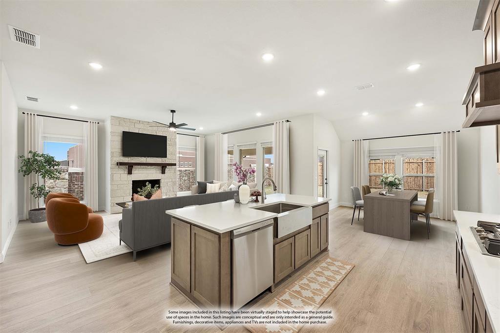 928 Split Oak Lane Property Photo 21