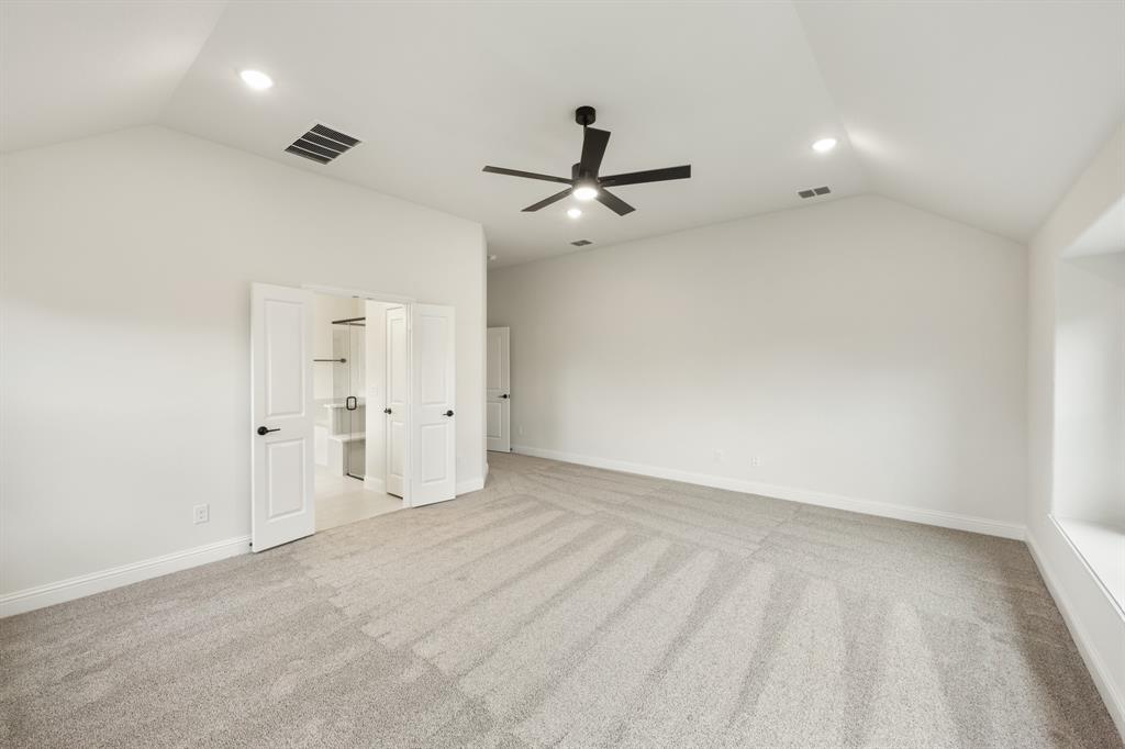 928 Split Oak Lane Property Photo 26