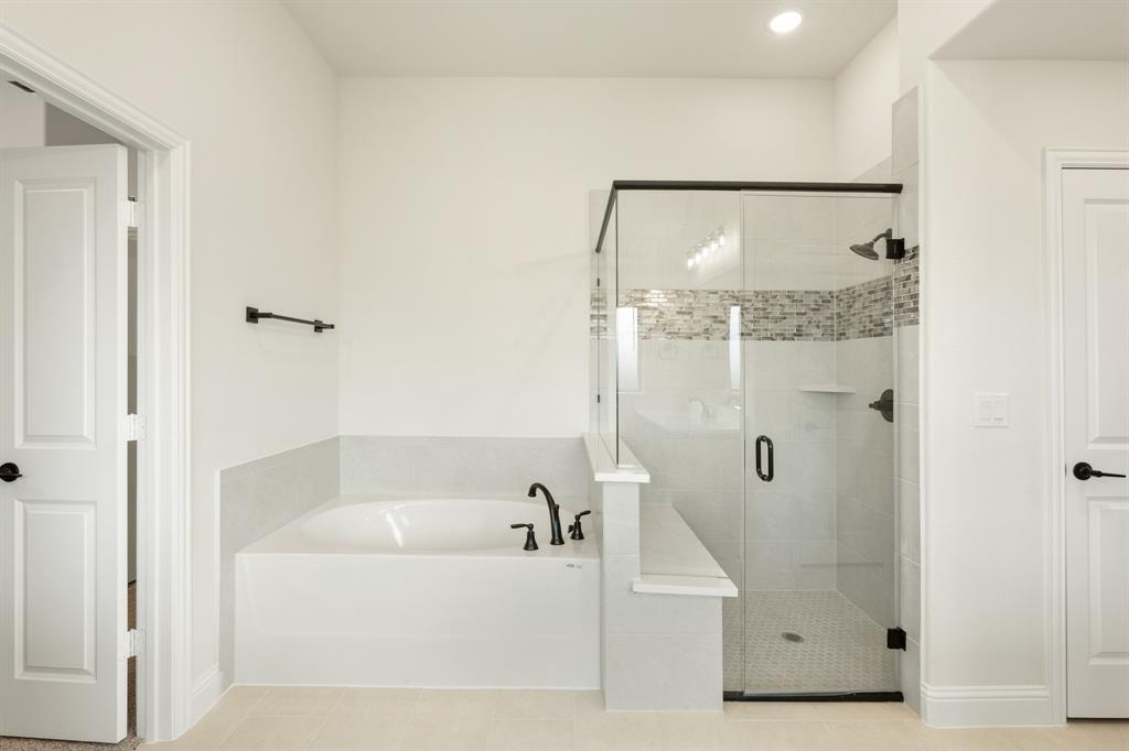 928 Split Oak Lane Property Photo 29