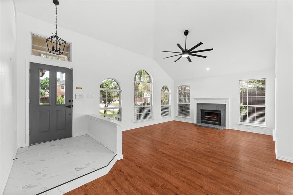 4709 Thorntree Drive Property Photo 10