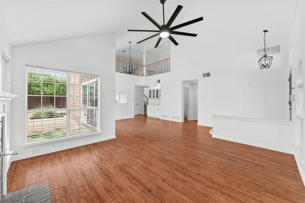 4709 Thorntree Drive Property Photo 13