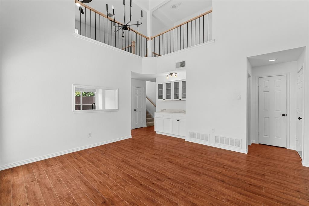4709 Thorntree Drive Property Photo 15